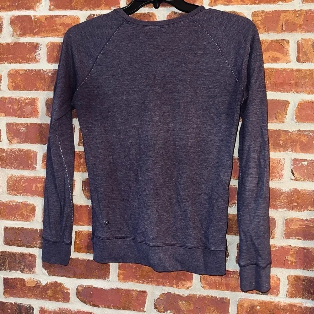 Lululemon reversible crewneck‎ pullover top